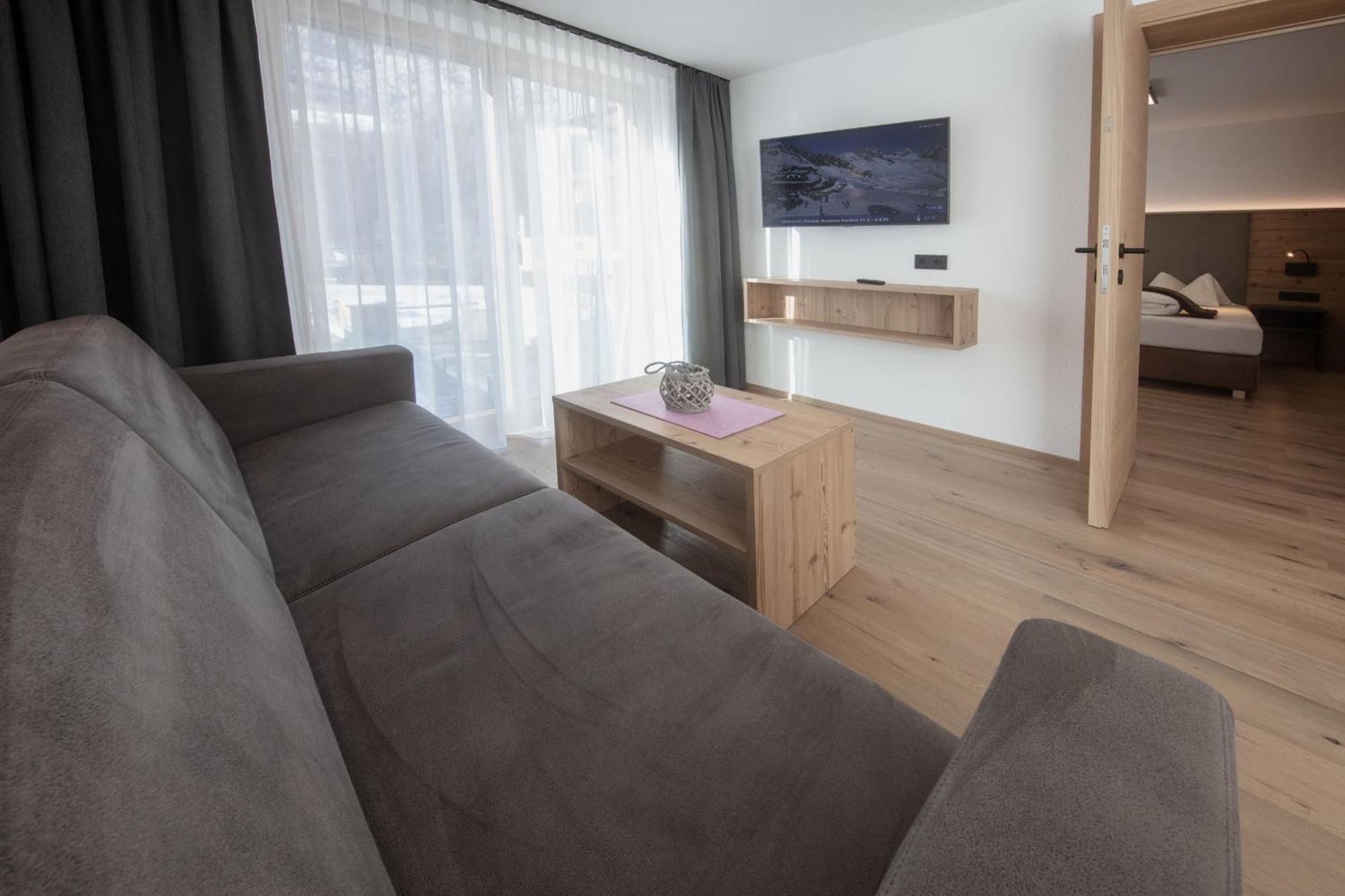 Haus Sonnwend Otel Sölden Dış mekan fotoğraf
